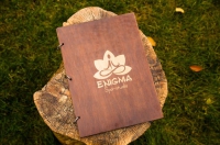 Папки меню из дерева с логотипом для Spa-студии Enigma